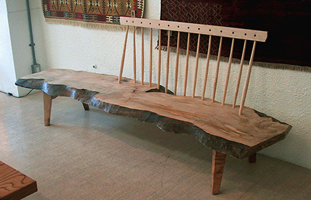 座板は耳付一枚板